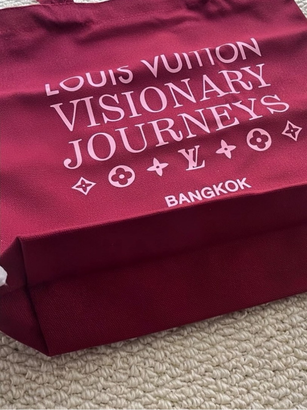 Louis Vuitton Visionary Journeys Bangkok Tote - Magenta Light Pink NEW in pack